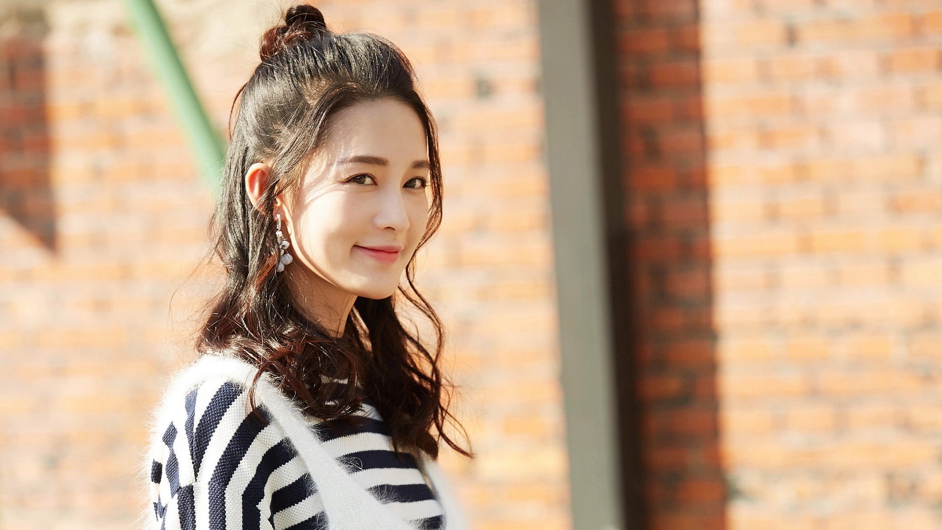 东亚杯中国女足复仇 球员拼劲赢得掌声，中国女足冲击东京奥运